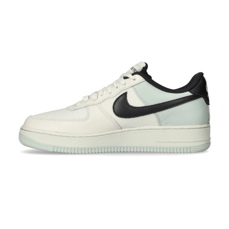 zapatilla-nike-air-force-1-gore-tex-gris-2