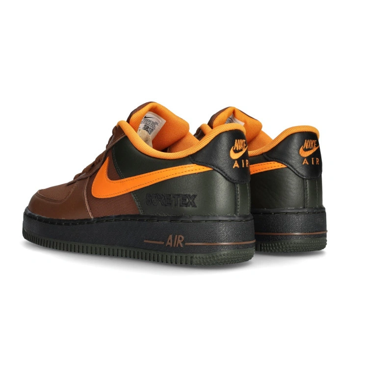 zapatilla-nike-air-force-1-gore-tex-marron-5