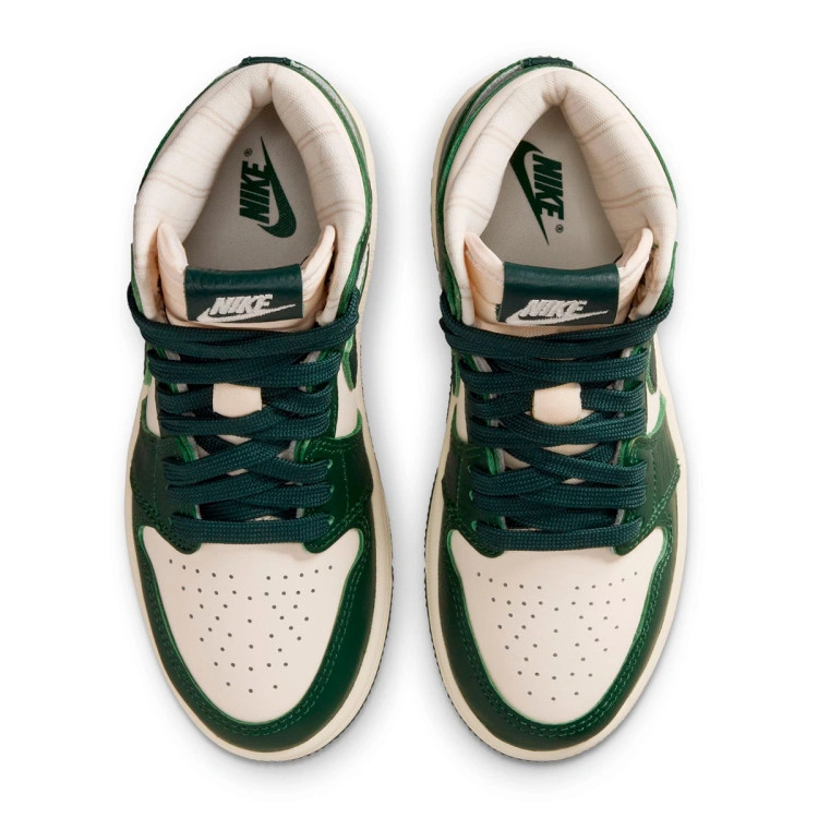 zapatilla-jordan-air-jordan-1-retro-high-og-preescolar-pale-ivory-pro-green-fir-coconut-milk-5