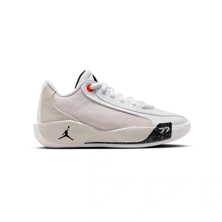zapatillas-jordan-luka.77-nino-white-black-tech-grey-fire-red-1