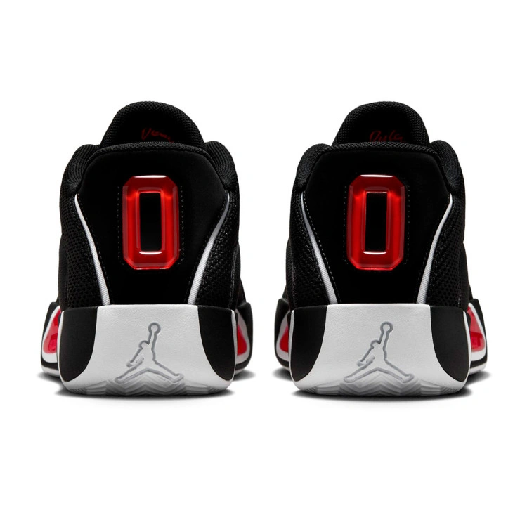 zapatillas-jordan-tatum-4-bloodline-black-university-red-white-4