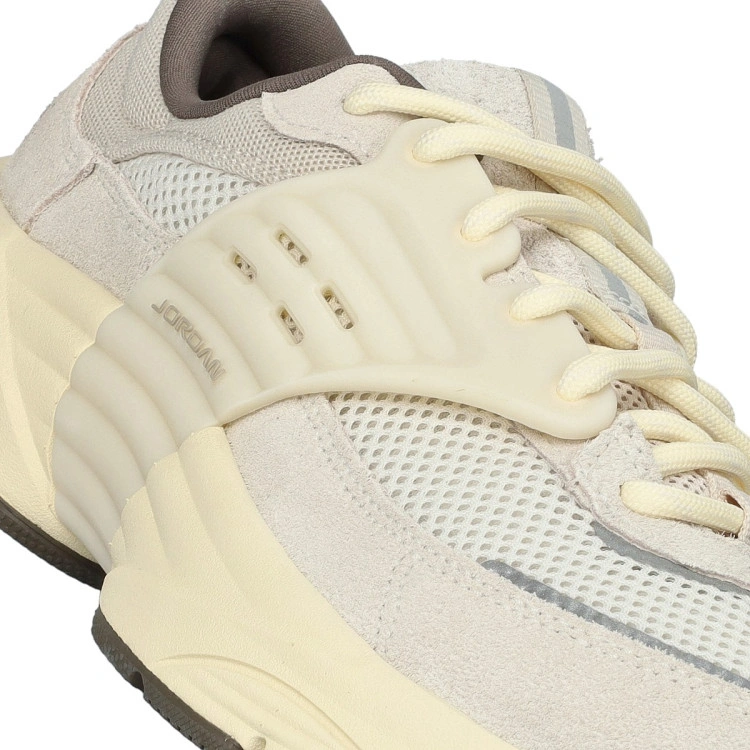 zapatilla-jordan-trunner-beige-7