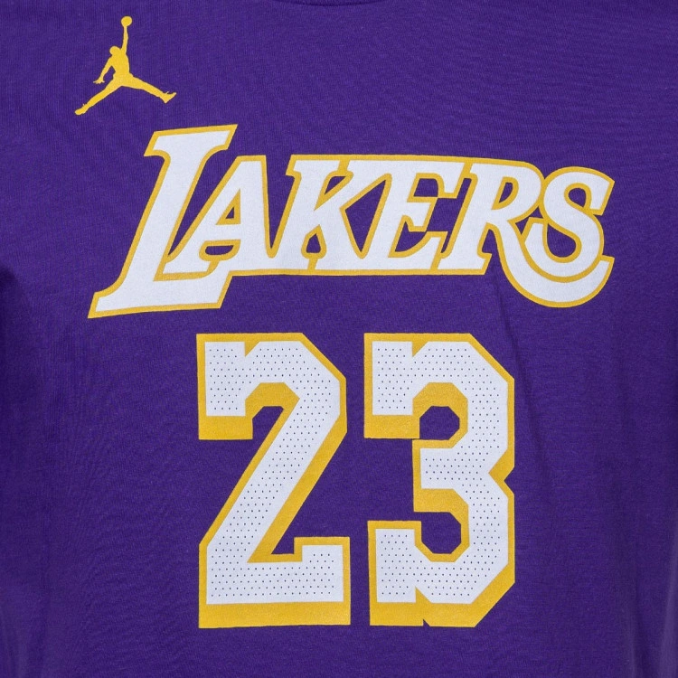 camiseta-jordan-los-angeles-lakers-essential-statement-edition-lebron-james-nino-field-purple-3