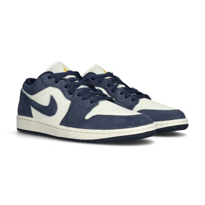 Air Jordan 1 Low SE Trainers