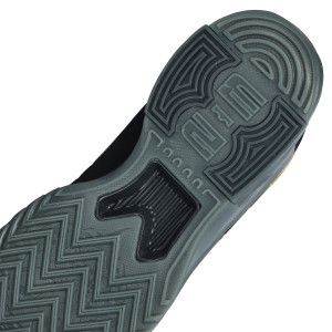 OUTSOLE-2