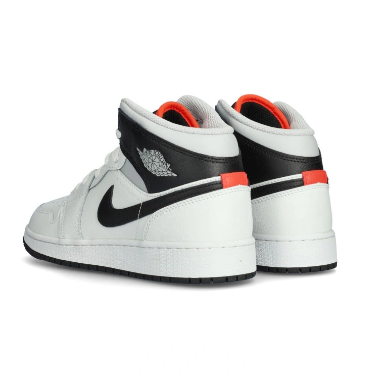 zapatilla-jordan-air-jordan-1-mid-nino-blanco-5