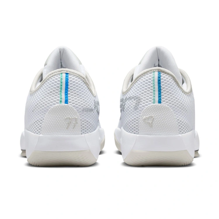 zapatillas-jordan-luka-77-pure-money-white-photon-dust-mtlc-silver-4