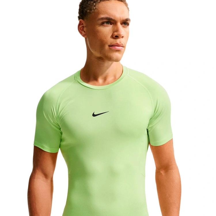 camiseta-nike-pro-dri-fit-light-liquid-lime-black-4