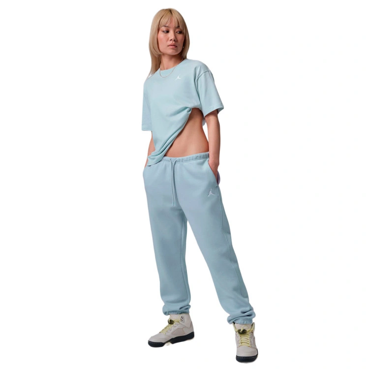 camiseta-jordan-brooklyn-essentials-girlfriend-core-23-mujer-aura-white-4