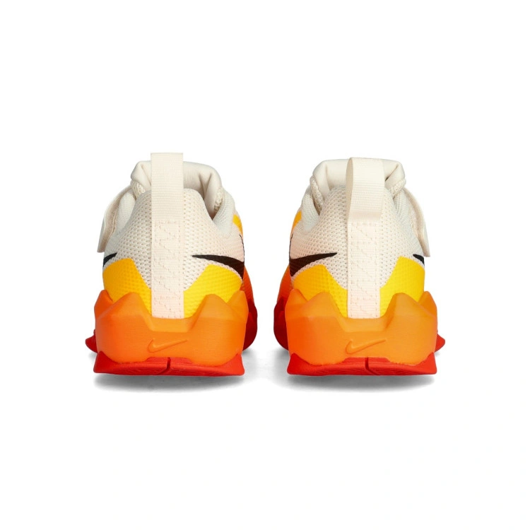 zapatillas-nike-s.t.-dynamite-preescolar-chalk-black-picante-red-total-orange-laser-or-4