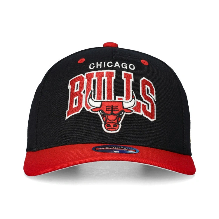 gorra-mitchell-ness-chicago-bulls-team-arch-classic-red-negro-1