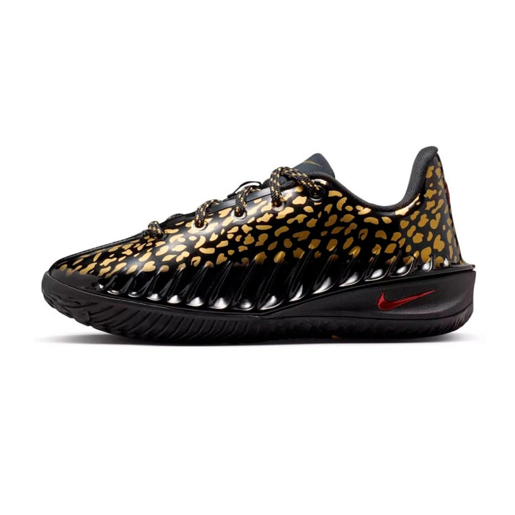 zapatillas-nike-g.t.-cut-4-wemby-black-bright-crimson-mtlc-gold-2