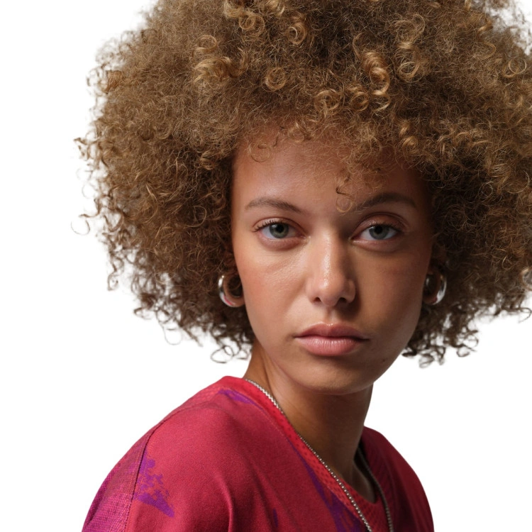 camiseta-jordan-flight-oversize-gfx-aop-mujer-bright-crimson-black-2