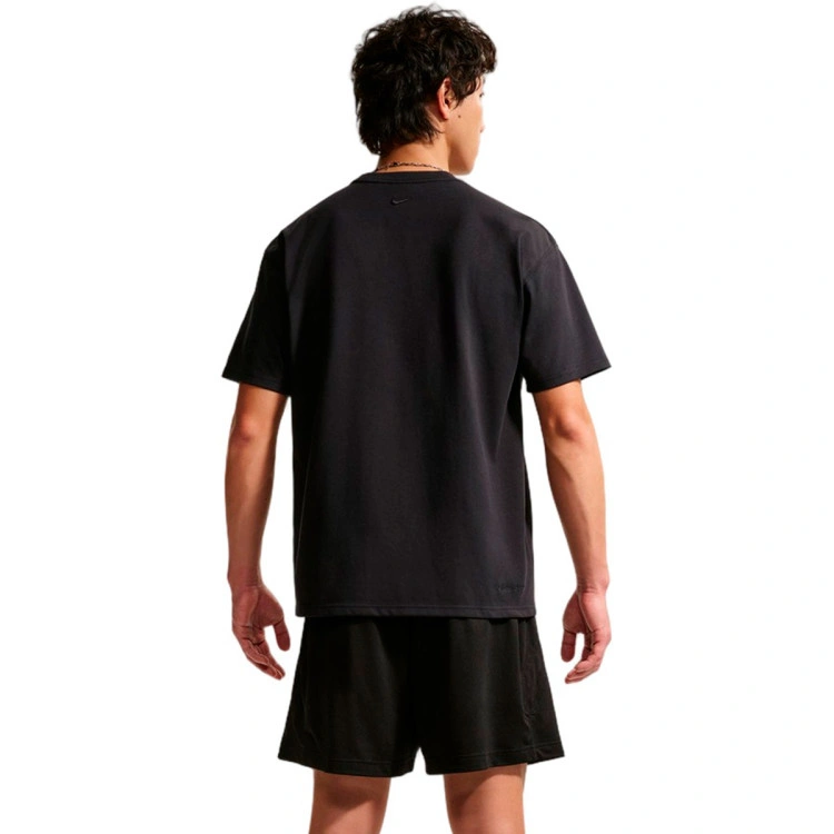camiseta-nike-kobe-bryant-max90-mamba-day-2026-black-1