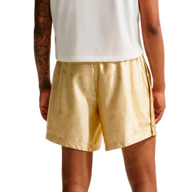 pantalon-corto-nike-aja-wilson-signature-shine-mujer-team-gold-wheat-grass-1