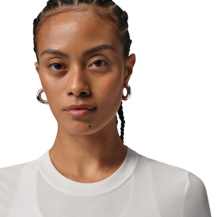 camiseta-jordan-brooklyn-timid-gfx-festival-mujer-sail-black-3