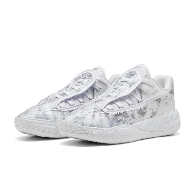 MB.05 Lo Team Basketball Shoes