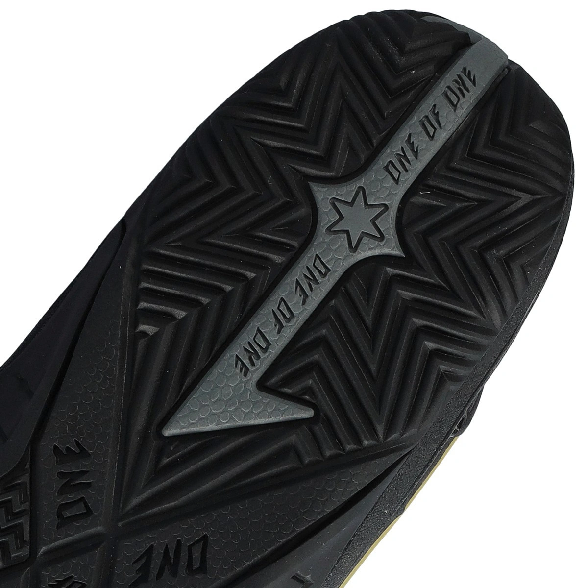 zapatillas-puma-mb.06-orbit-negro-7