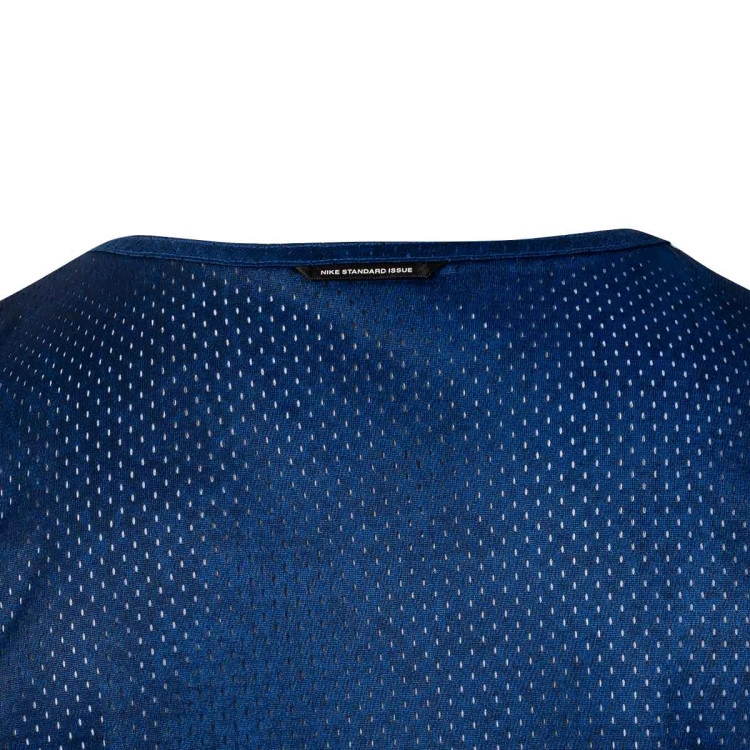 camiseta-nike-new-york-knicks-dri-fit-standard-issue-mesh-rush-blue-white-6