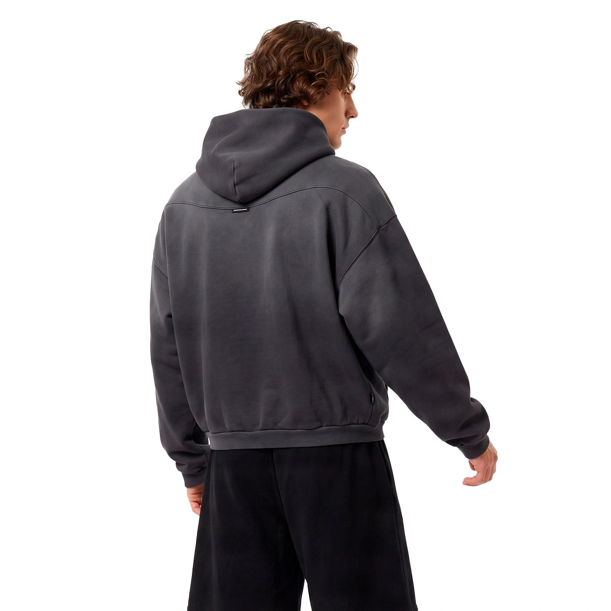 sudadera-nike-los-angeles-lakers-therma-fit-standard-issue-fleece-wash-dark-charcoal-1