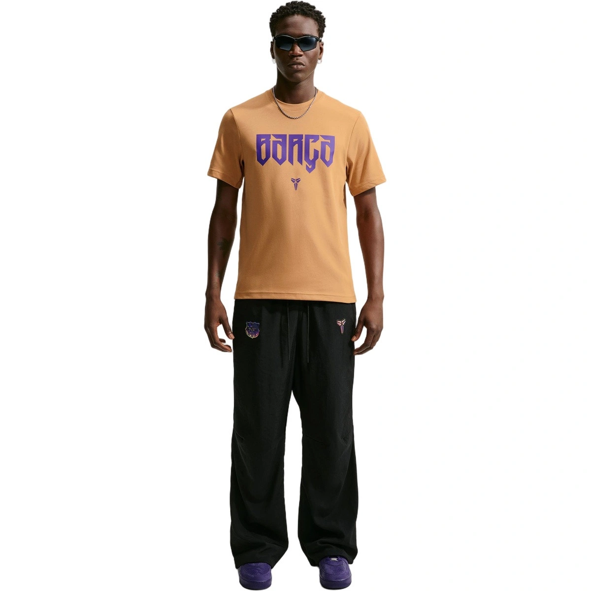 camiseta-nike-fc-barcelona-fanswear-2026-2027-field-purple-field-purple-metallic-gold-full-3