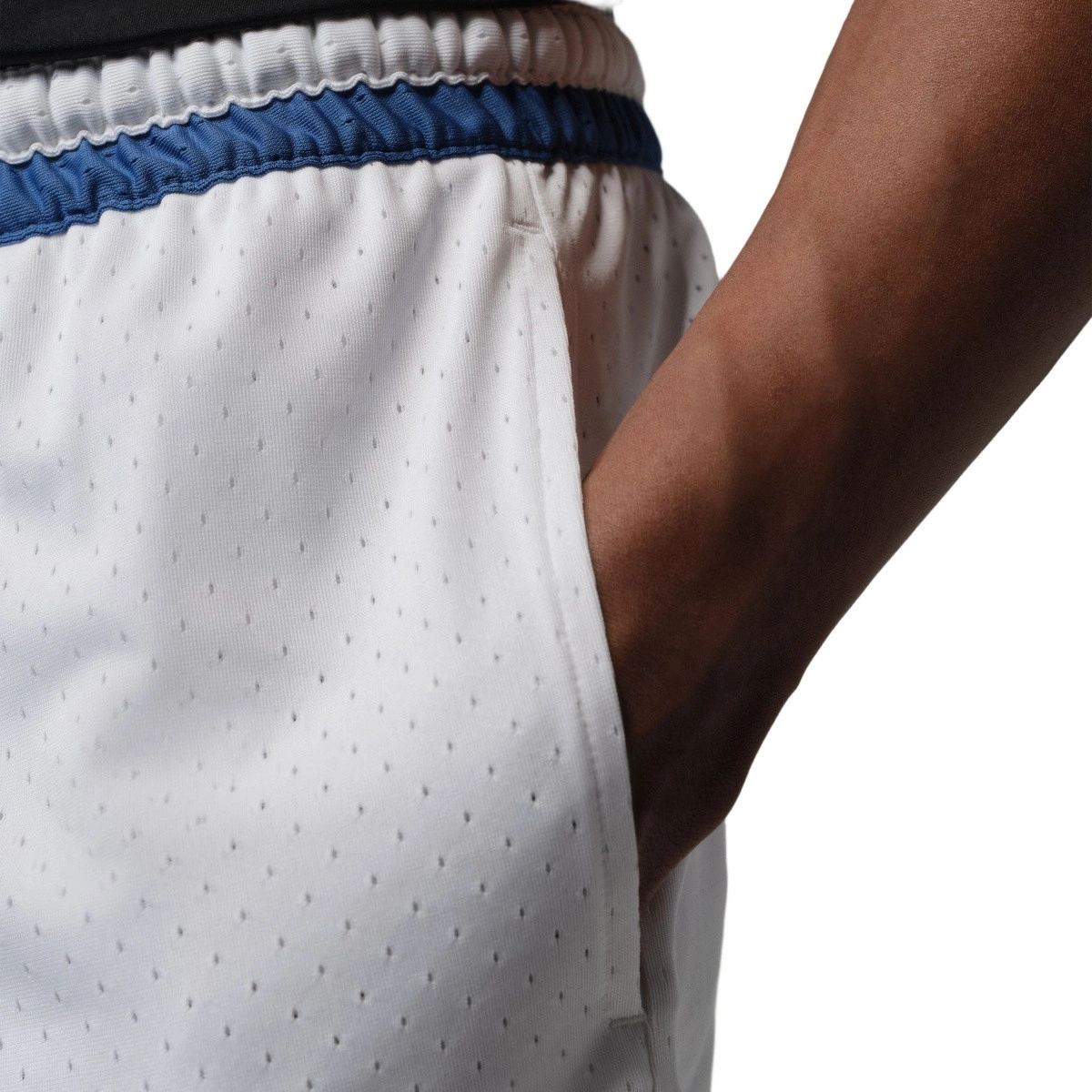 pantalon-corto-jordan-sport-diamond-white-true-blue-true-blue-2