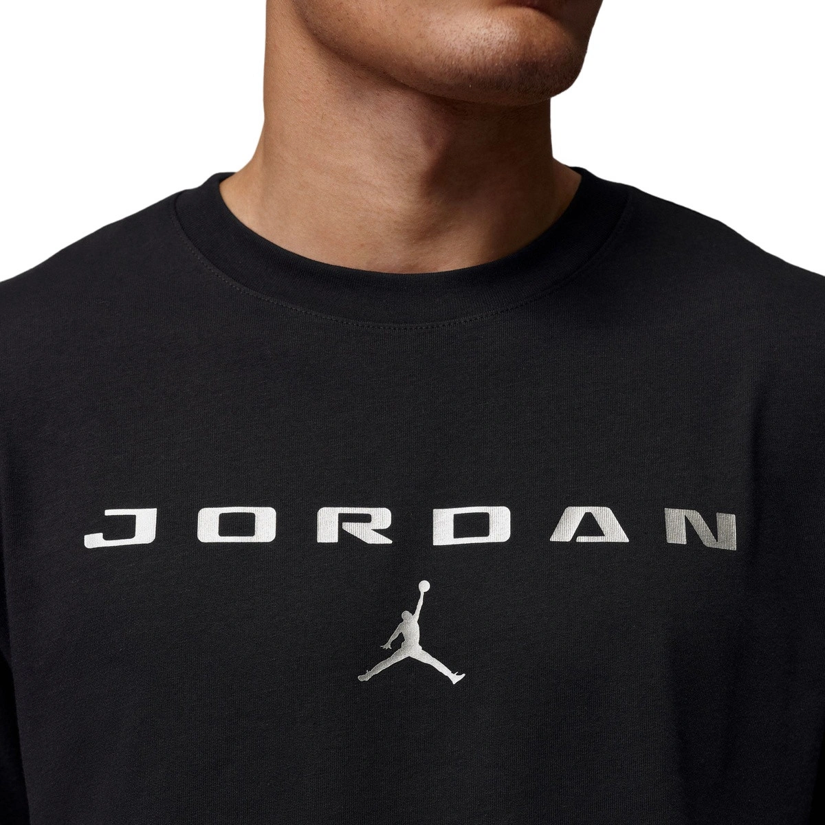 camiseta-jordan-brooklyn-gfx-crew-black-2