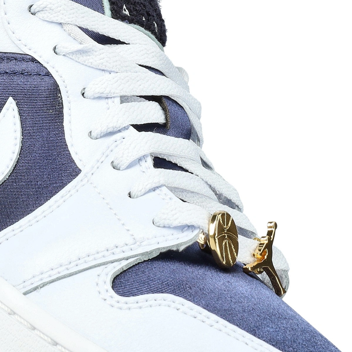 sneakers-jordan-air-jordan1-lowse-gris-7