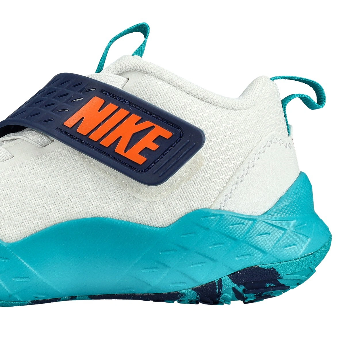 zapatillas-nike-team-hustle-d12-preescolar-blanco-8