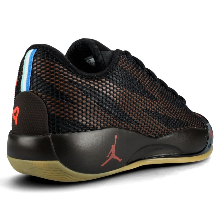 zapatillas-jordan-luka-77-v2-black-infrared-23-fauna-brown-9