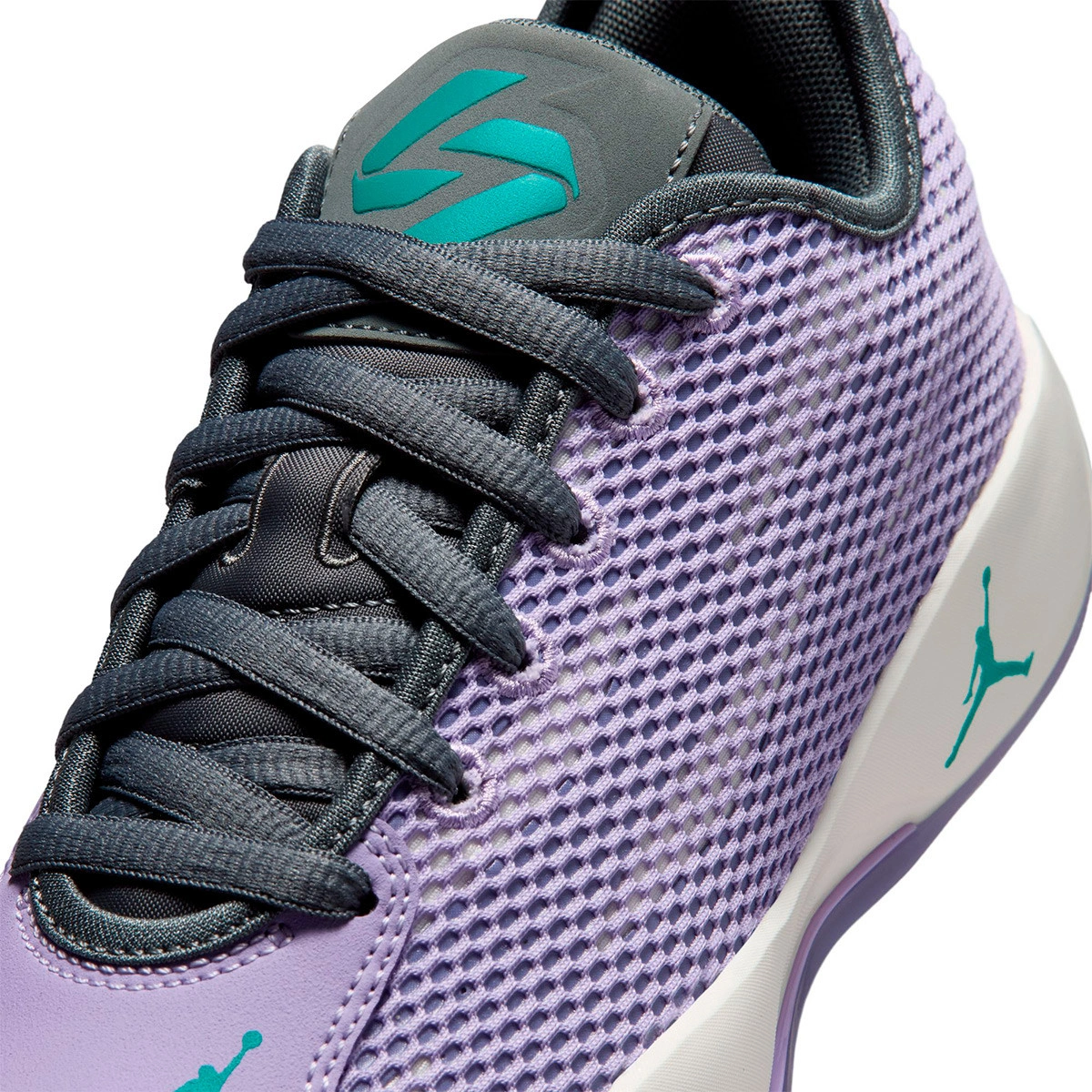 zapatillas-jordan-luka-77-v2-nino-urban-lilac-rio-teal-iron-grey-sail-6