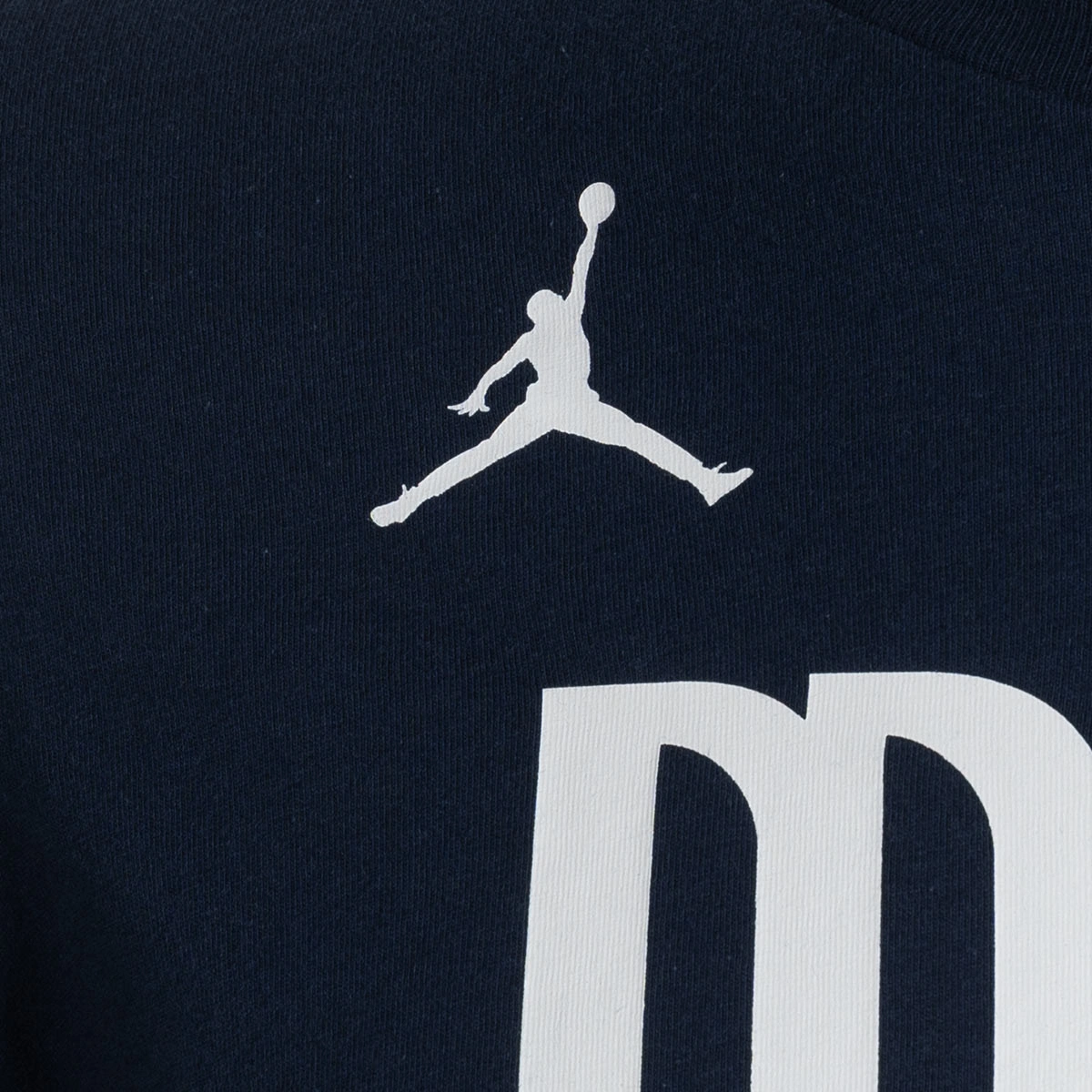 camiseta-jordan-dallas-mavericks-essential-statement-edition-kyrie-irving-kinder-azul-oscuro-3
