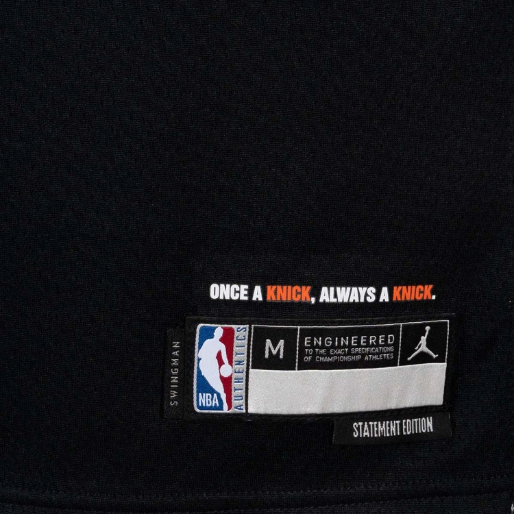 camiseta-jordan-new-york-knicks-swingman-statement-edition-jalen-brunson-nino-black-4