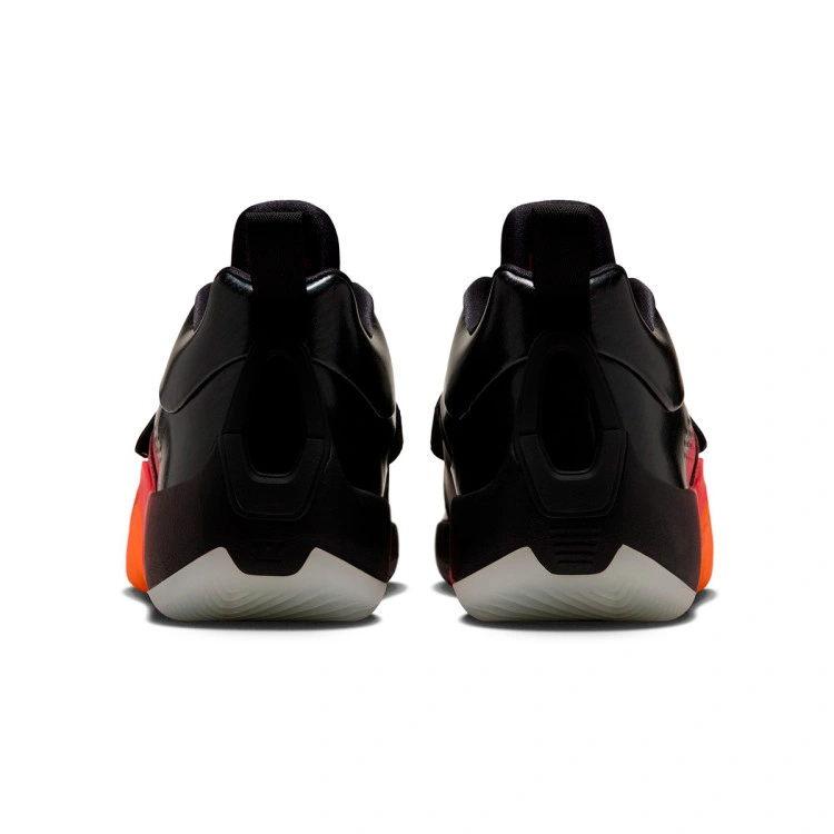 zapatillas-jordan-tatum-5-sunset-black-infrared-23-clementine-amarillo-4