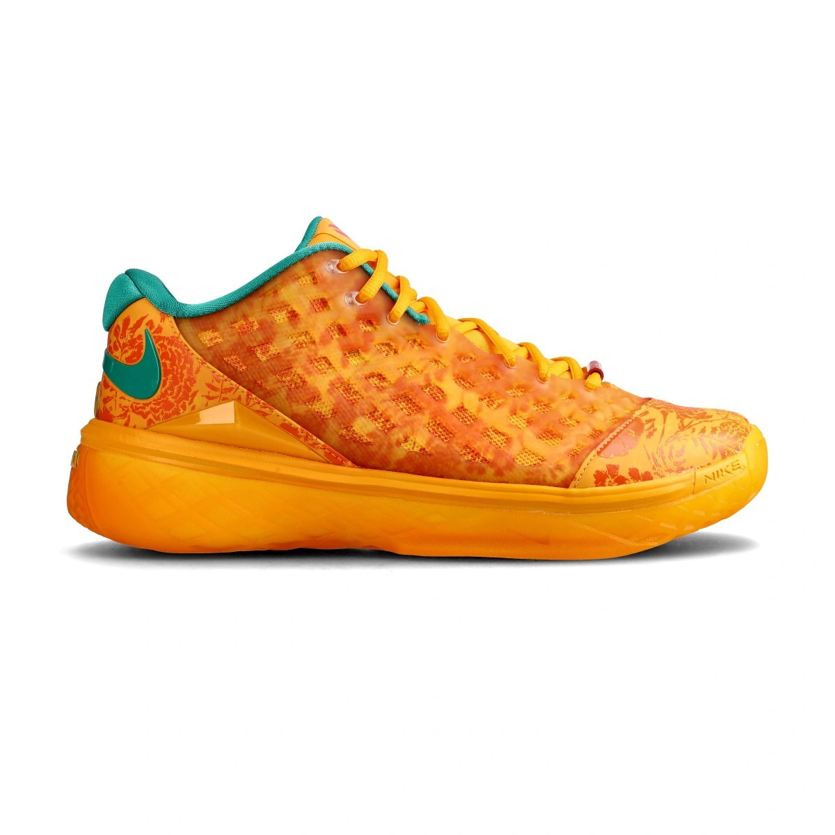 zapatillas-nike-kobe-3-low-protro-amor-eterno-naranja-1