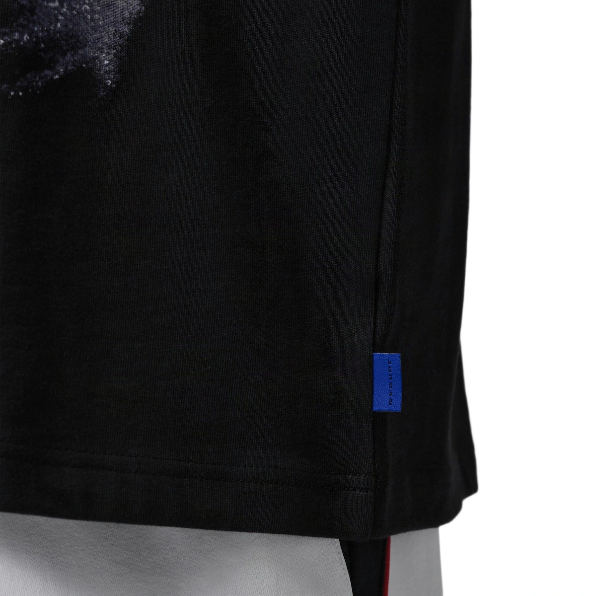 camiseta-jordan-flight-space-jam-vault-96-crew-black-4