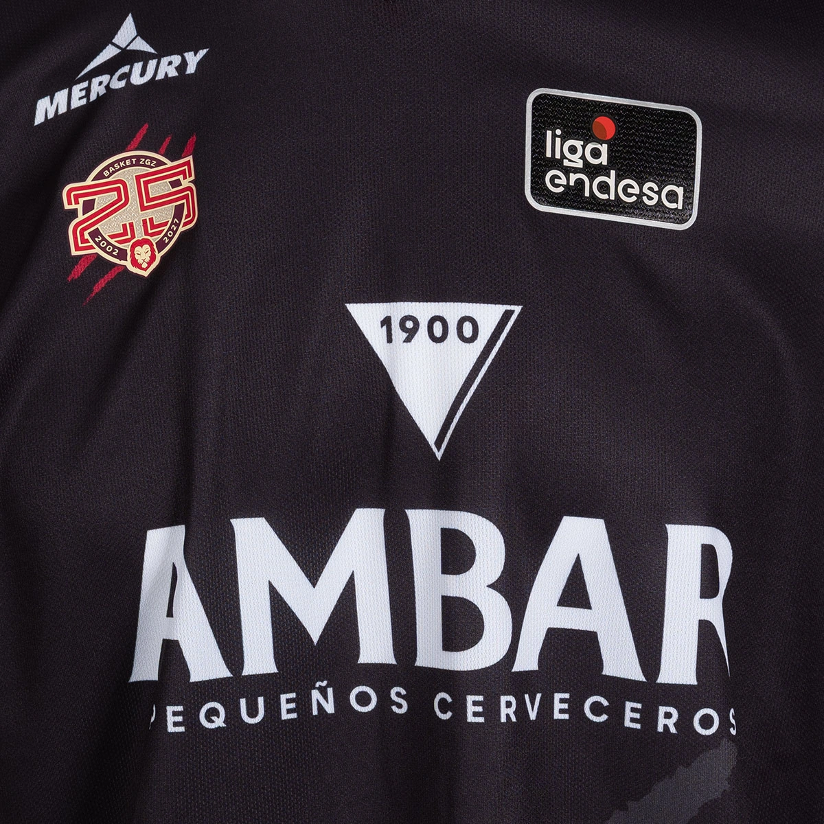 camiseta-mercury-casademont-zaragoza-pre-match-2026-2027-black-red-5