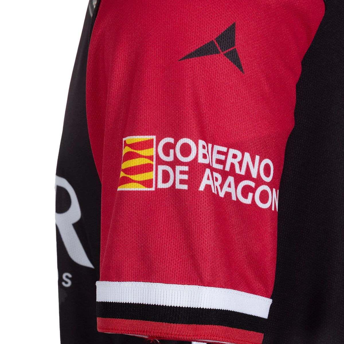 camiseta-mercury-casademont-zaragoza-pre-match-2026-2027-black-red-8