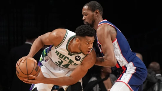 card Ala-Pívots más dominantes en la NBA